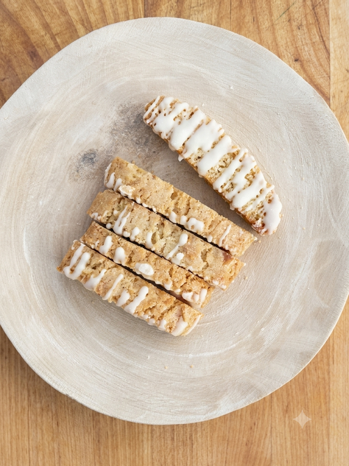 Macadamia nut and White Chocolate Biscotti