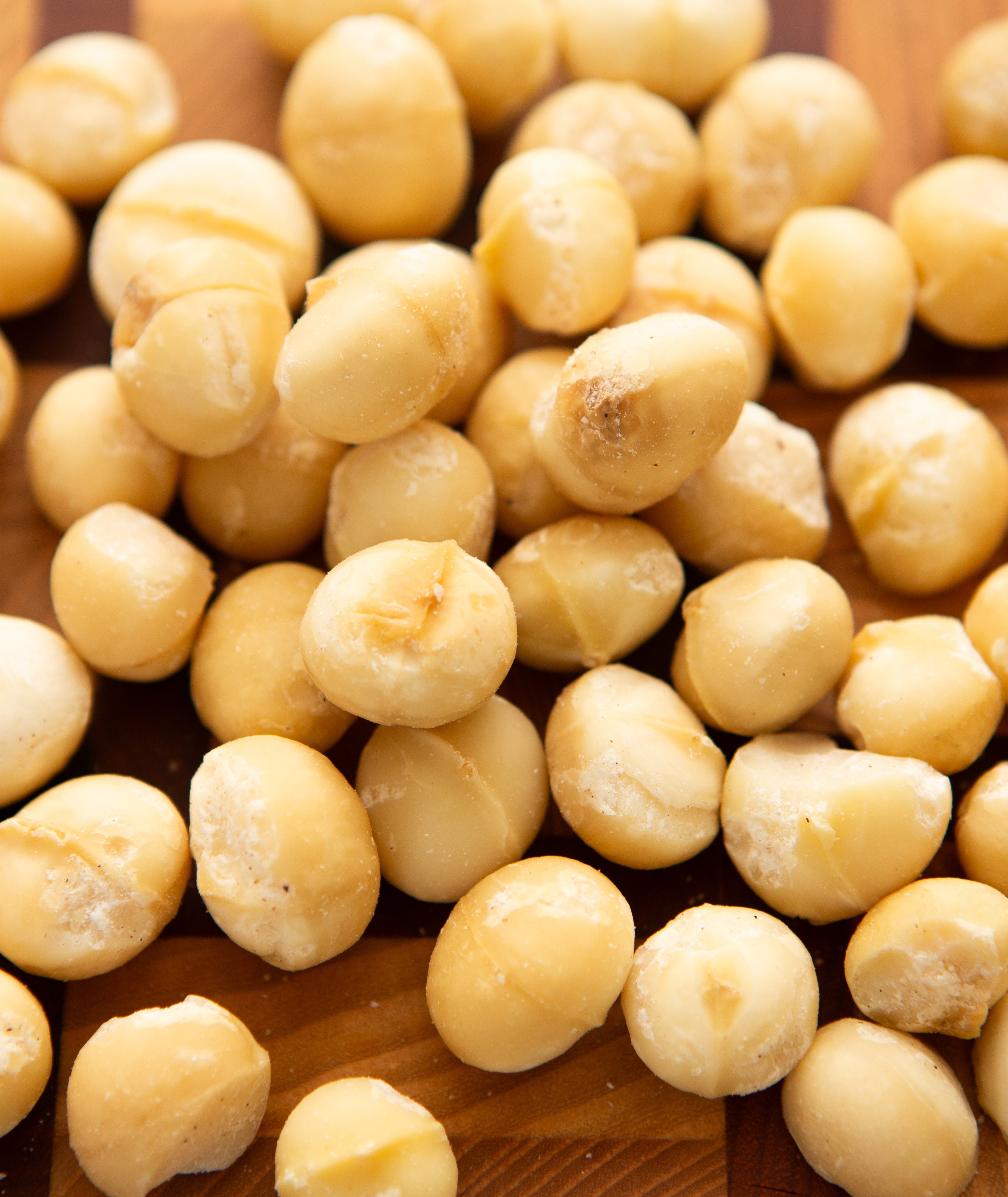 Macadamia nut - raw
